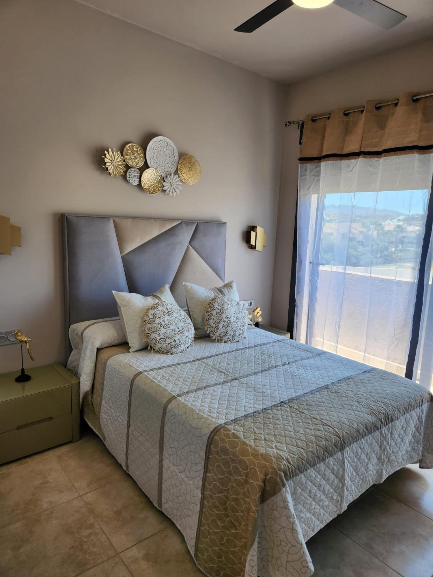 Atico Esquinero Con Preciosas Vistas Al Valle Del Este Golf Con Piscina Comunitaria! Vera Exterior foto