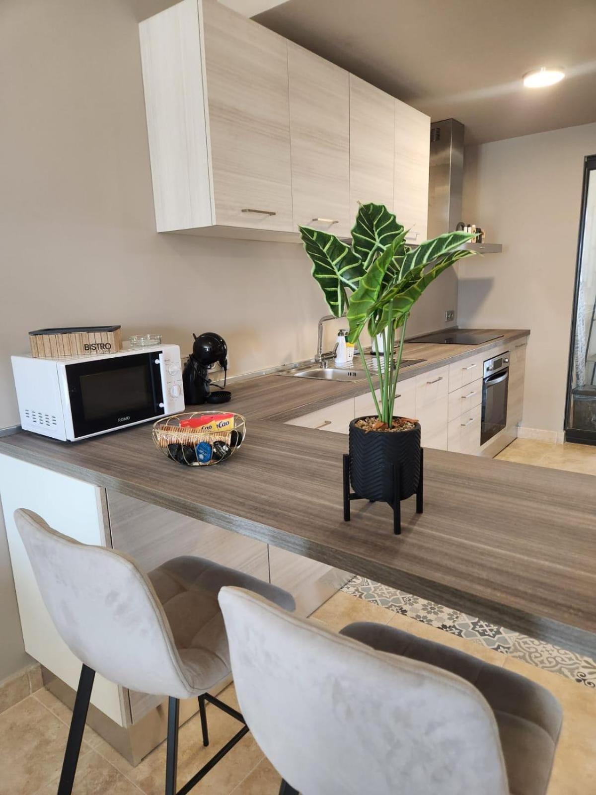 Atico Esquinero Con Preciosas Vistas Al Valle Del Este Golf Con Piscina Comunitaria! Vera Exterior foto